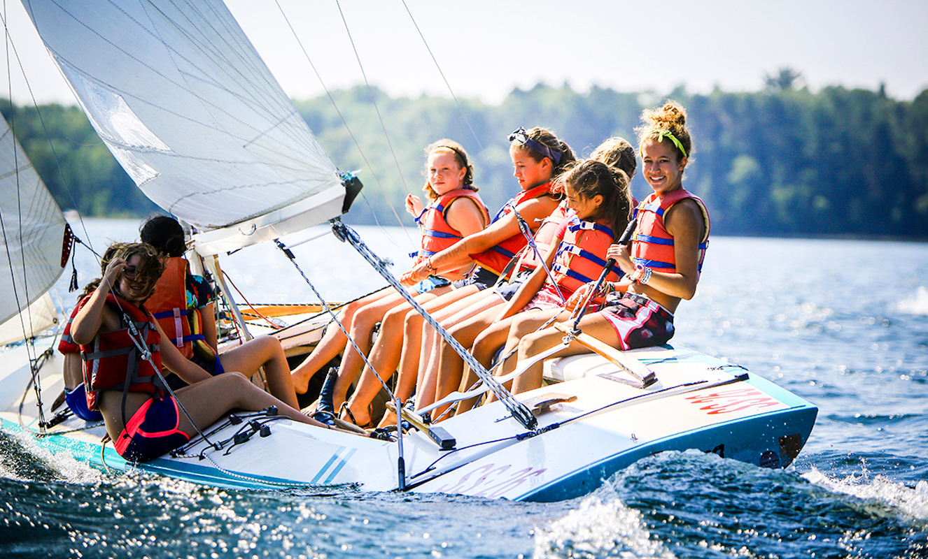 Sailing kids