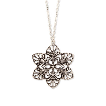 15-UniqueVintageSilverMetalFeligreeFlowerNecklace-13.jpg