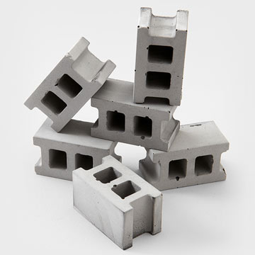 Fred_Flare_concrete_block_magnet.jpg