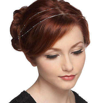 ModclothWrapped-in-Romance-Hair-Chain-on-Model.jpg