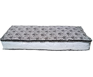 damaskblackwhitenon-wovenunderbed.jpg