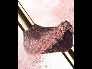 Cleaning Makeup Brushes