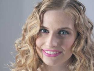 Formal Event Hair: Retro Curls