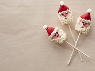 How to Make Marshmallow Santa Pops