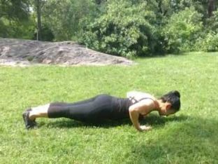 Minue Moves with Tina Tang: Pushups