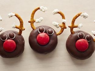 How to Make Reindeer Doughnuts