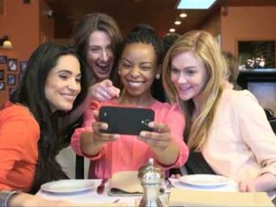 Helping Teens Navigate Social Media