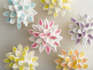 How to Make Flower Cupcakes