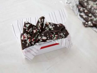 How to Make Peppermint Bark