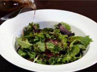 How to Make a Vinaigrette