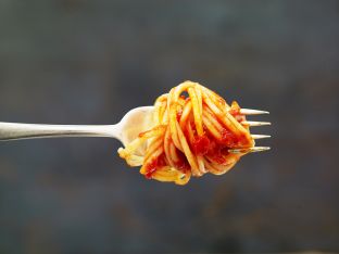 Spaghetti on fork