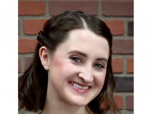 Half-up hairstyle for prom
