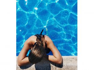 sunscreen while swimming