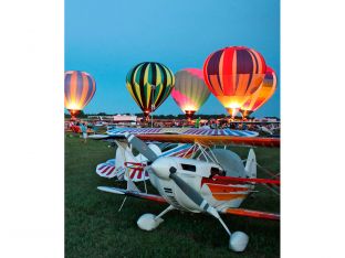 EAA AirVenture Oshkosh Balloon Night Glow