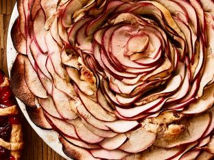 apple blossom pie detail