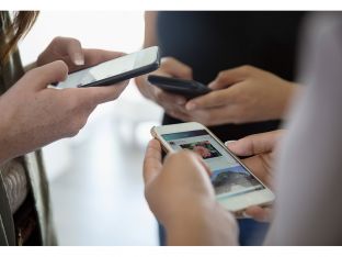 teens using phones