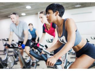 people in spin class