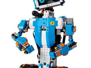 Lego-Boost-Creative-Toolbox.jpg