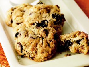 Oatmeal Chocolate Chip Cookies