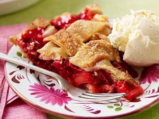 Sweet Strawberry-Rhubarb Pie