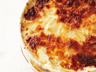 Scalloped Potatoes with Leeks and Manchego Cheese