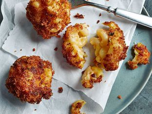 Fried Mac and Cheese Bites