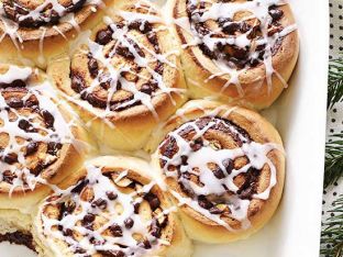 Jumbo Nutella Cinnamon Rolls