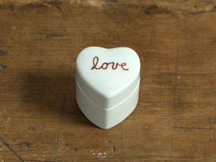 HomArt-Kiss-Box.jpg