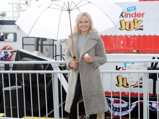malin-akerman.jpg