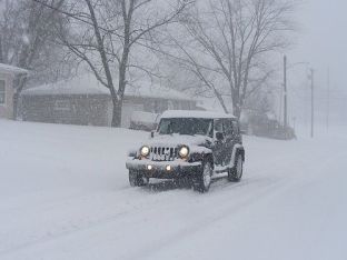 winter driving.jpg
