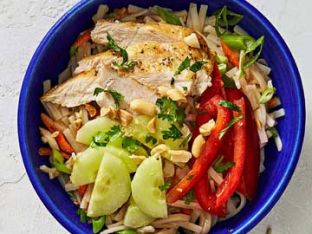 thai rice noodle bowl.jpg