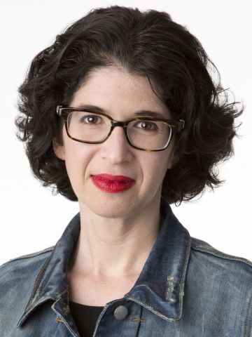 AuthorShot_Leora.jpg