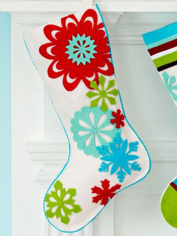 101642131_snowflake.jpg
