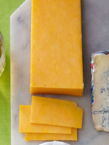 101645408_cheddar.jpg