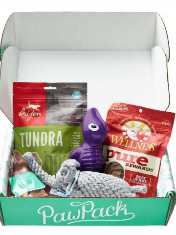 subscription box pawpack.jpg