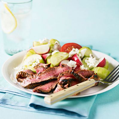 Greek-Style Steak & Tomato Salad