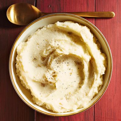 Chile-Cheddar Mashed Potatoes