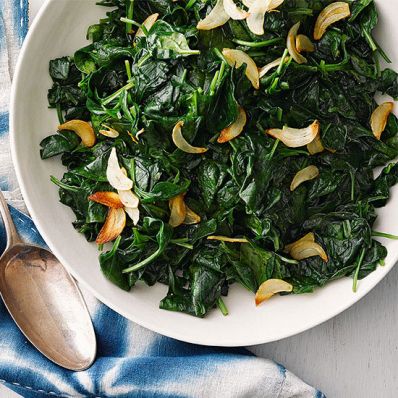Wilted Spinach with Crispy Garlic Chips
