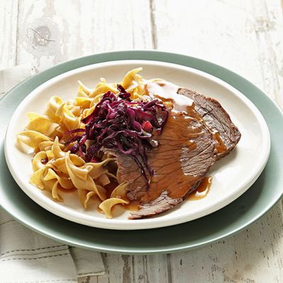 Quick Side Red Cabbage and Apples