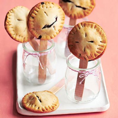 Mini Blueberry Pie Pops