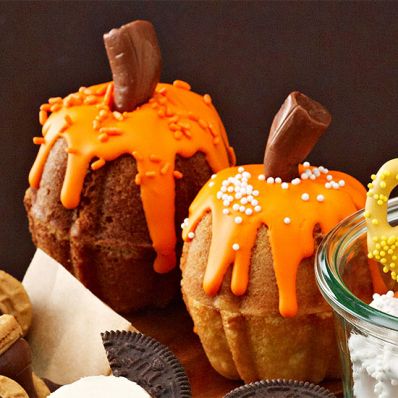 Pumpkin Cakes
