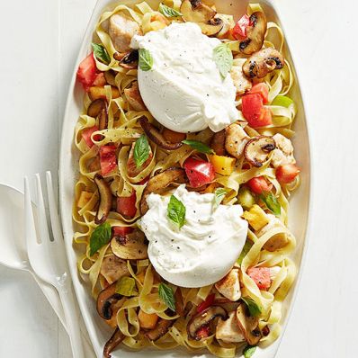 Tagliatelle with Heirloom Tomatoes, Mushrooms and Chicken