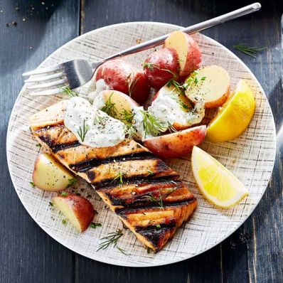 Grilled Salmon with Yogurt Dill Sauce