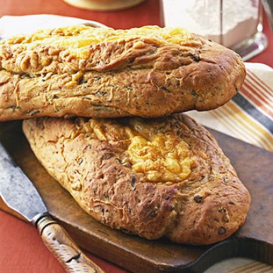 Wisconsin Cheddar Beer Bread