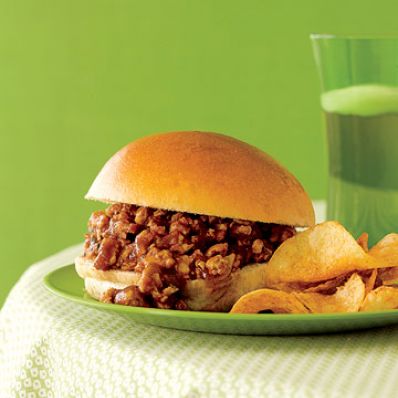 Sweet 'n' Sour Sloppy Joes