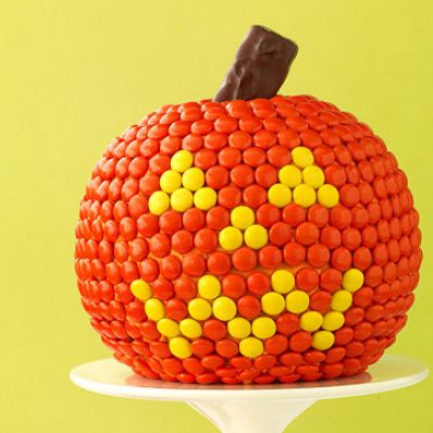 M&M's Pumpkin Cake