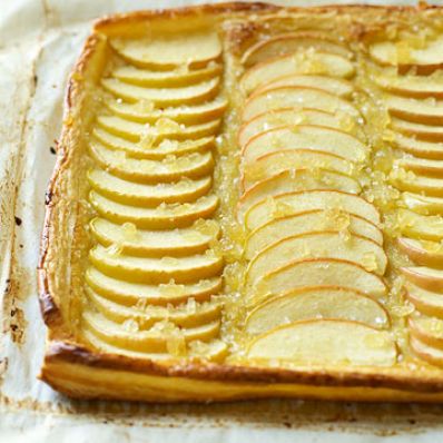 Ginger-Apple Tart