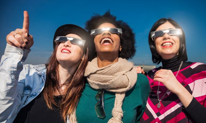 Eclipse glasses