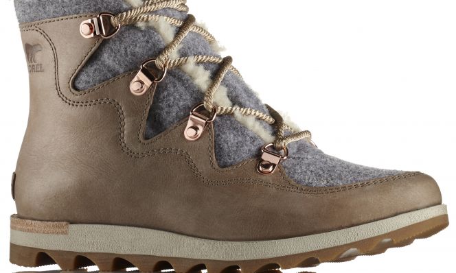 Women's Sneakchic Alpine Holiday Boot
