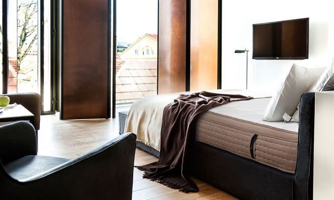 Dream Cloud Sleep mattress